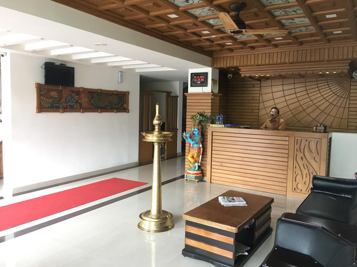 Sathya Inn Guruvāyūr エクステリア 写真